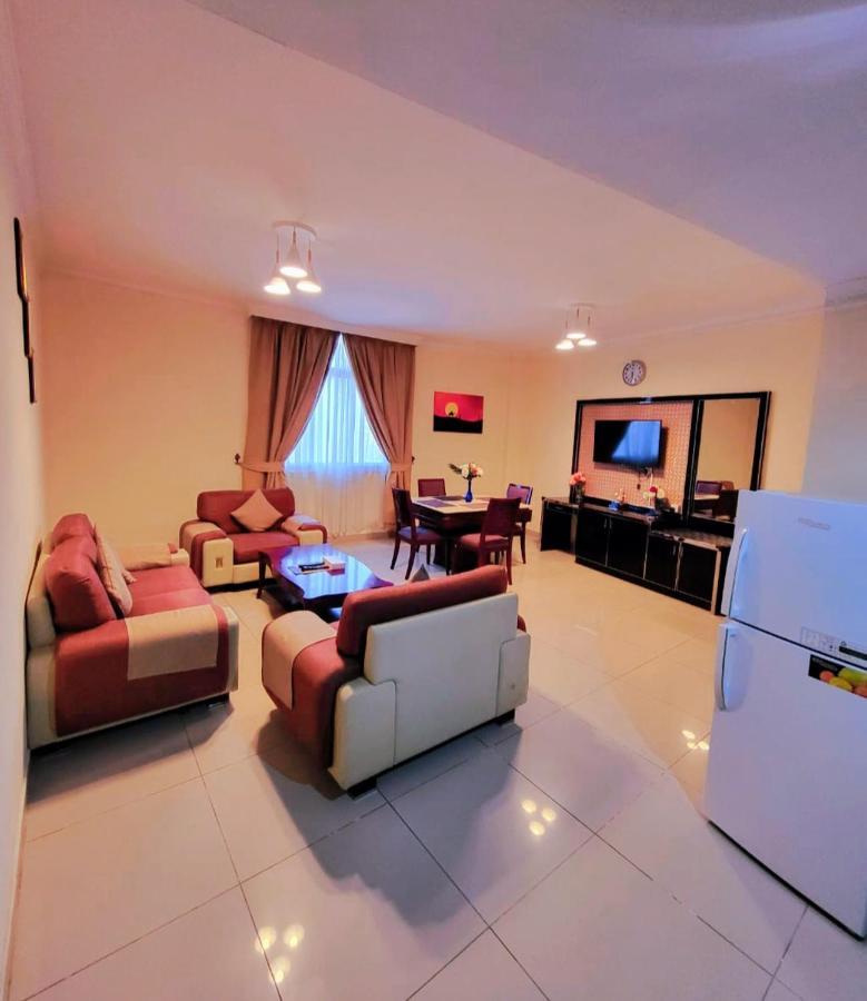 Crown Palace Hotel Ajman Eksteriør billede
