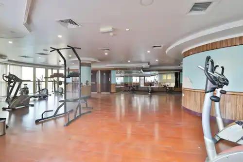 Crown Palace Hotel Ajman Eksteriør billede